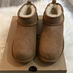 NIB UGG Classic Ultra Mini Chestnut Boots, Women’s 7 /kids 5